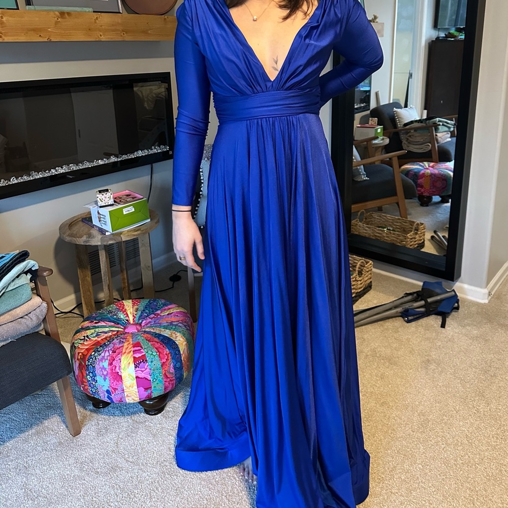Elegant Blue Evening Gown